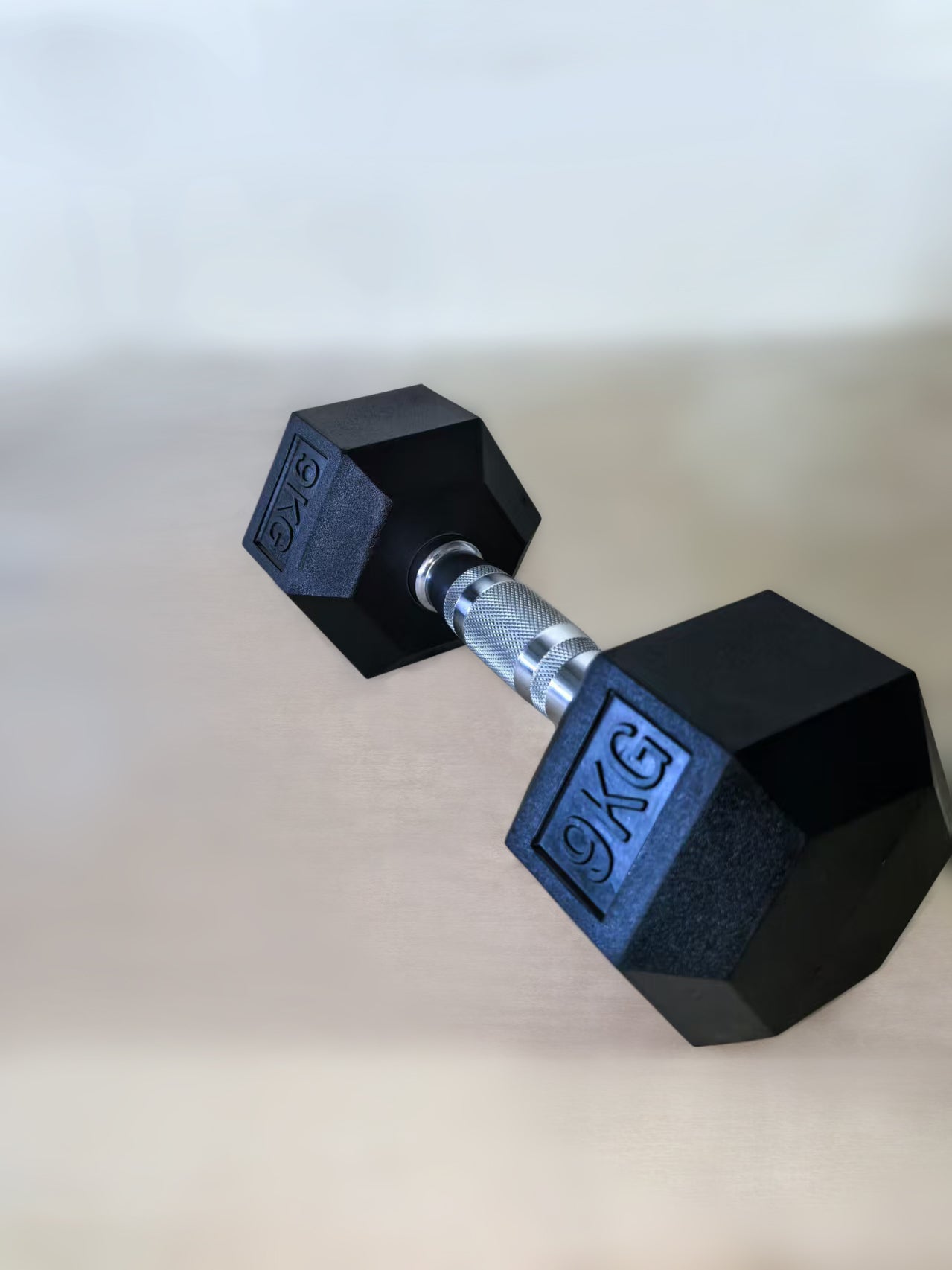 Gumirana heksagonalna utež / Hex ročka 9 kg